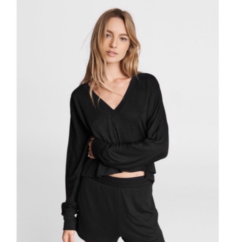 Rag & Bone Slouchy Cropped Black V-Neck Knit Sweater
